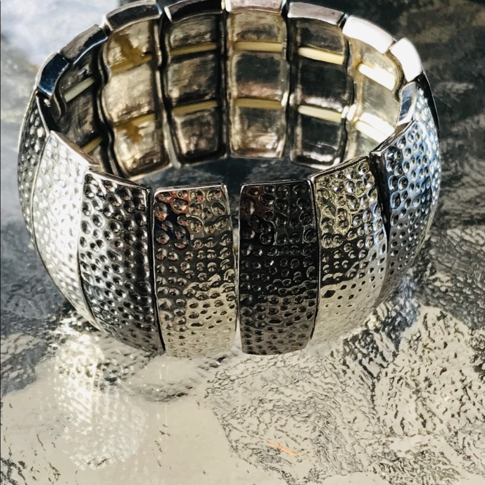 Fashion Bangle stretchable Bracelet